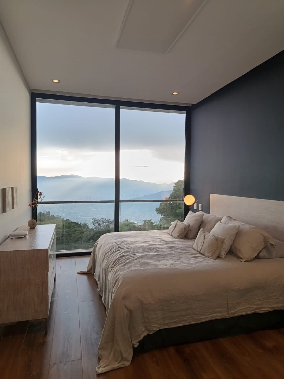 Gran casa de lujo en venta en el sector del poblado ( las palmas ) 