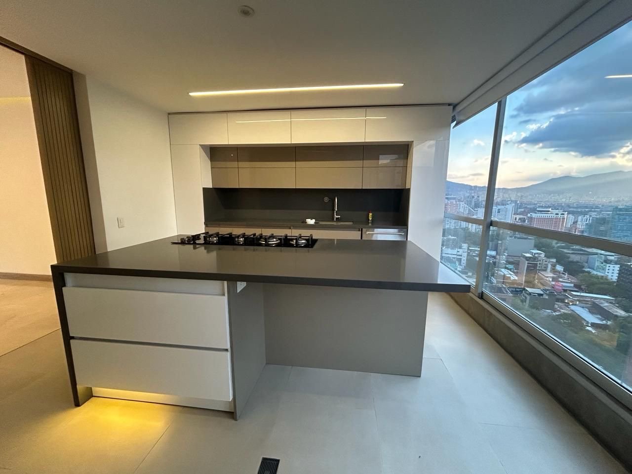 Apartamento de lujo en Renta y Venta en Provenza Poblado  - Image 18