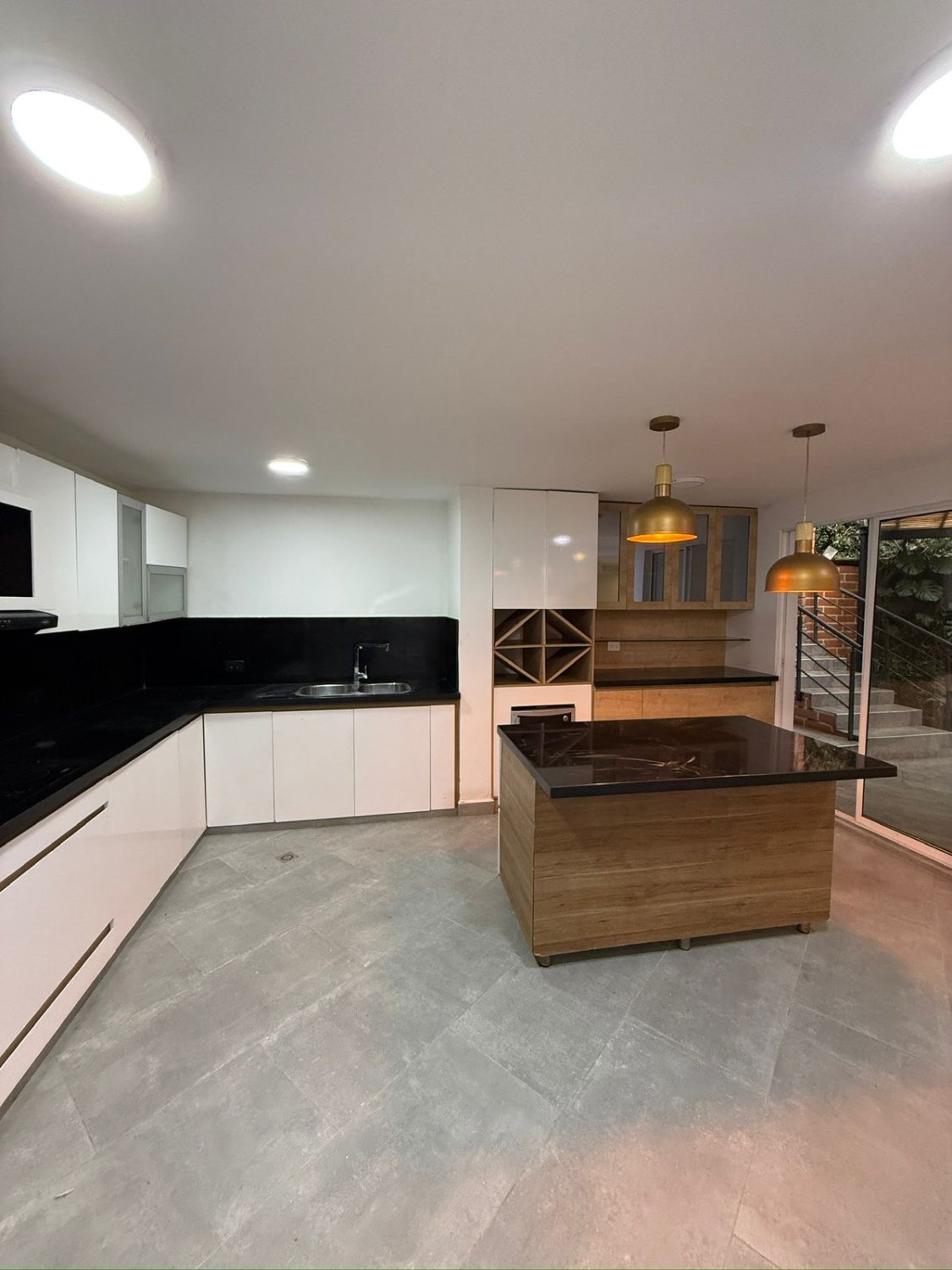 Gran casa en renta con zona verde (Envigado )  - Image 9