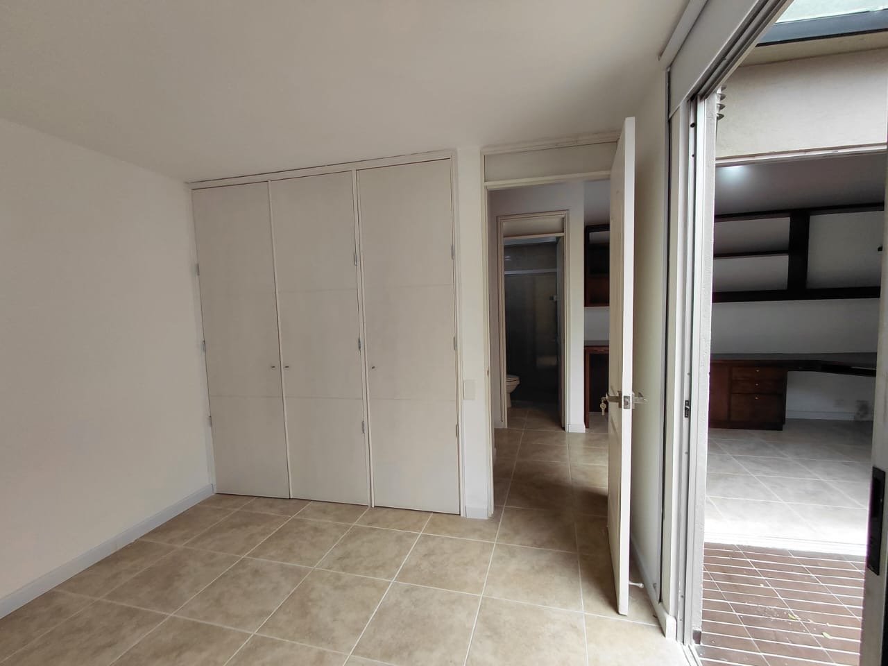 Casa en Renta tradicional con fácil Acceso por las Palmas  - Image 23