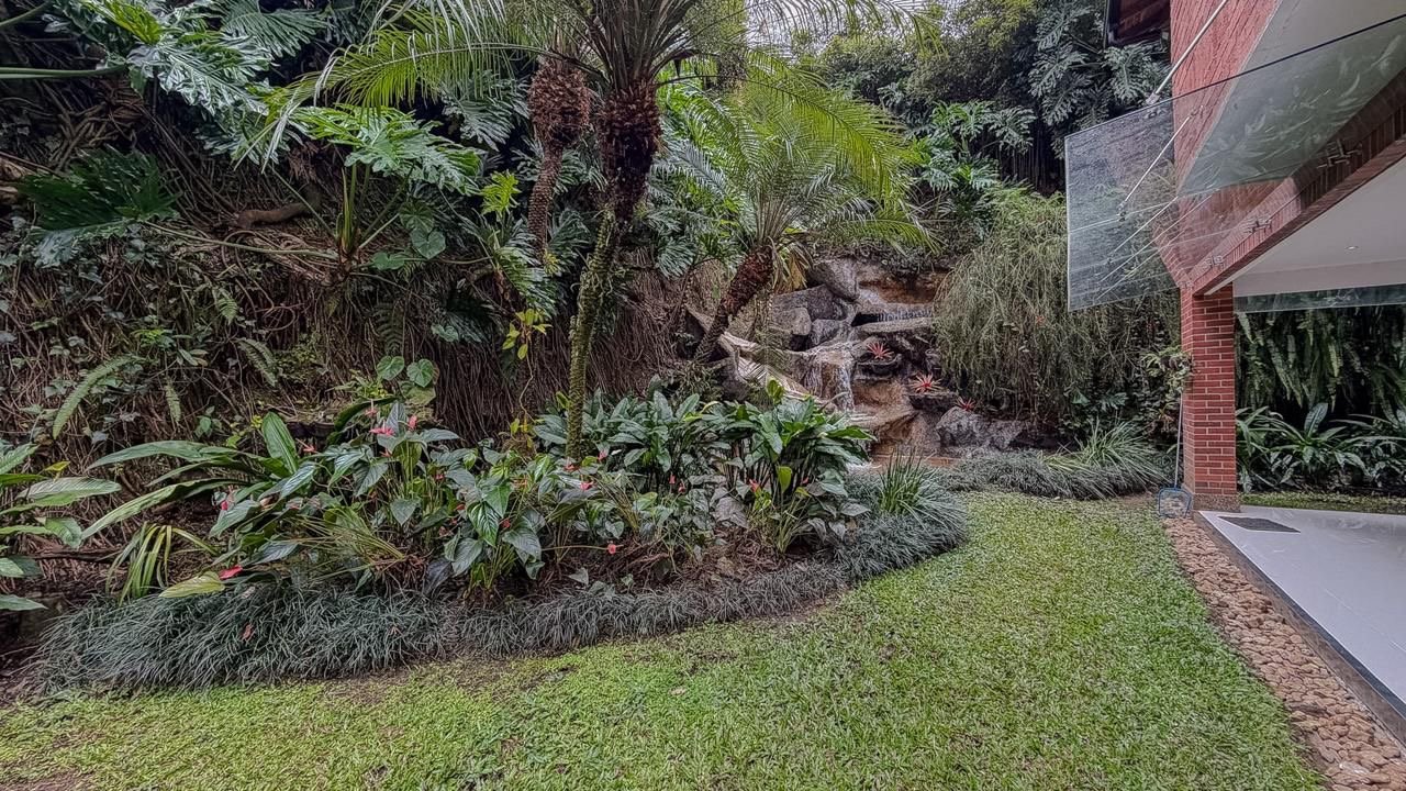 Exclusiva Casa en Renta tradicional en el poblado  - Image 14