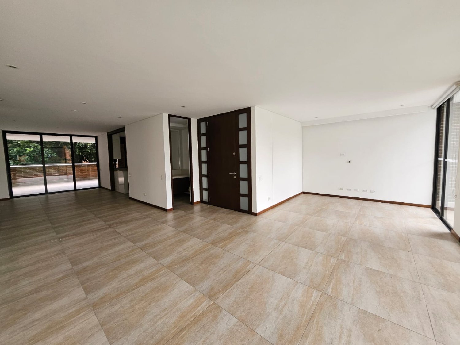 gran apartamento en Renta y Venta en el poblado  - Image 21