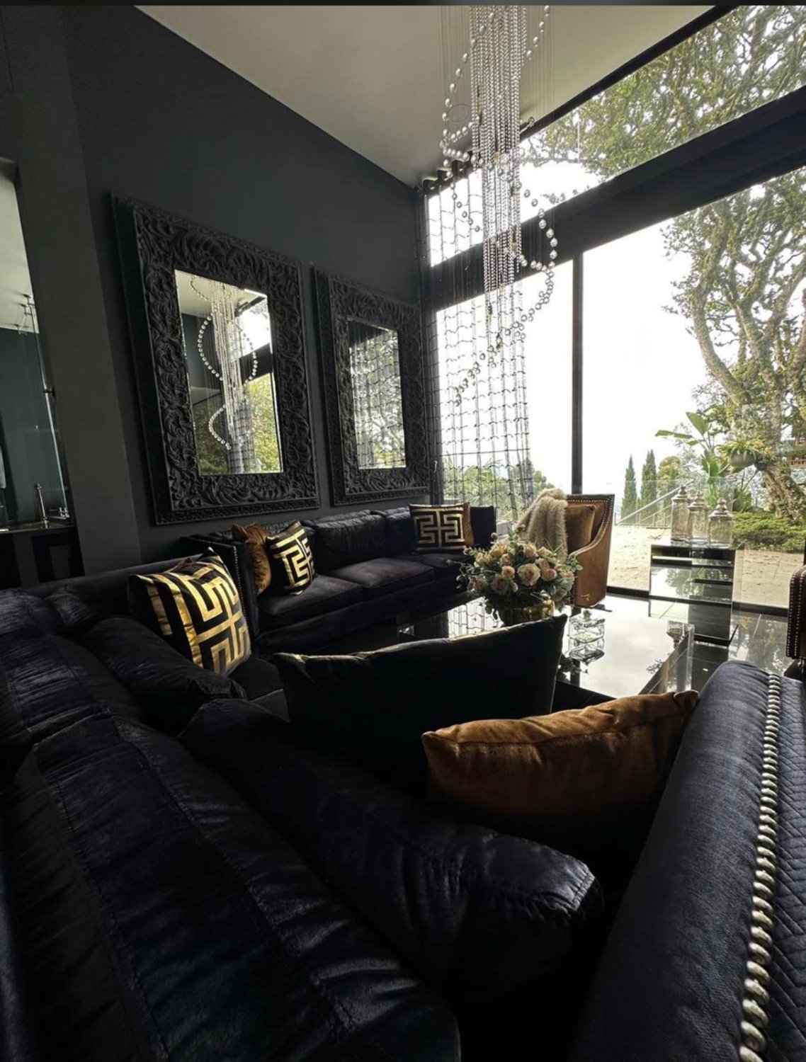 Lujosa casa en las palmas En Renta y venta con Vistas Panoramicas  - Image 12