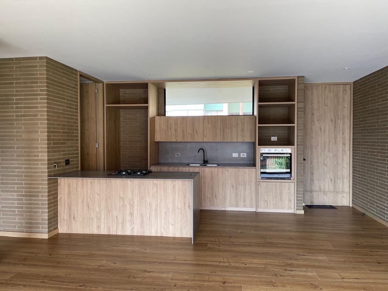 Apartamento rodeado de naturaleza  - Image 2