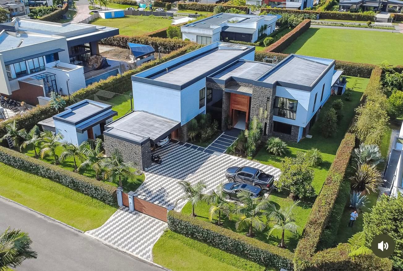 Exclusiva Casa en Venta en las palmas Antioquia  — 1