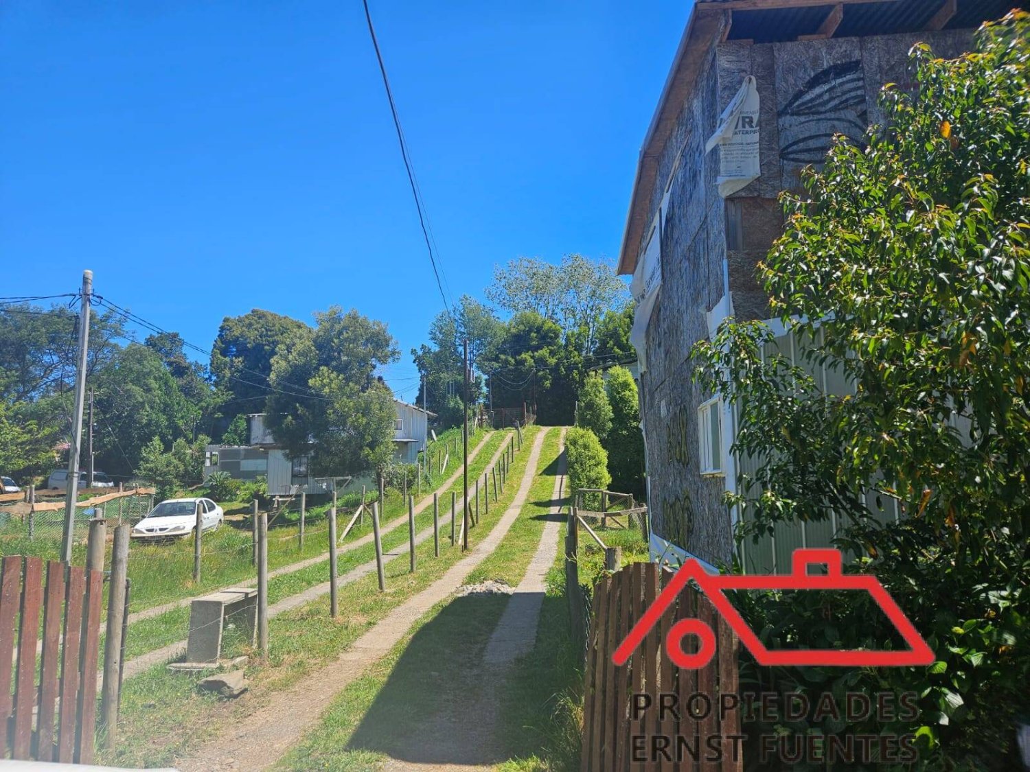 Venta en Los Molinos, Valdivia, amplio terreno y cabaña. - Image 9