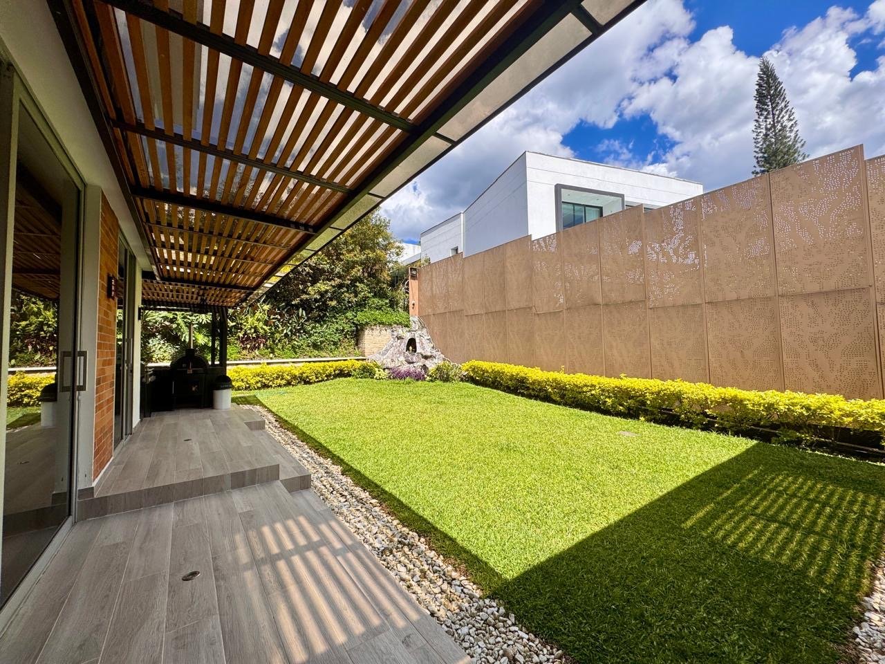 Exclusiva Casa en Renta en el Sector del Poblaro Medellín  — 3