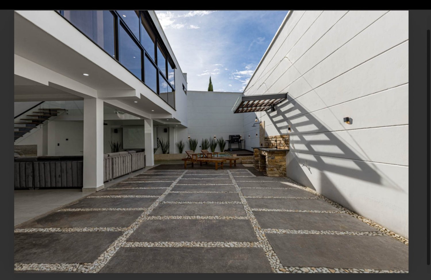 Luxury Villa for Short-Term Rental – Bodega