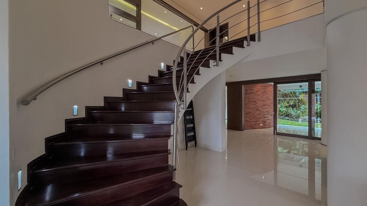 Exclusiva Casa en Renta tradicional en el poblado  - Image 13