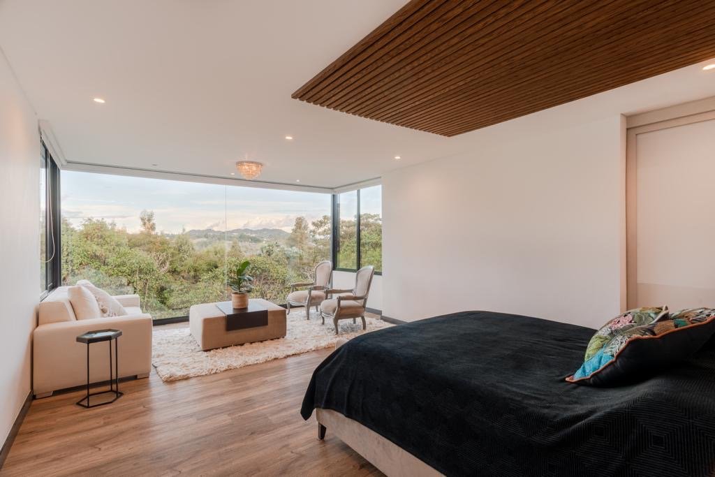 Exclusiva Casa en Renta y Venta en el Alto de las palmas . — 8