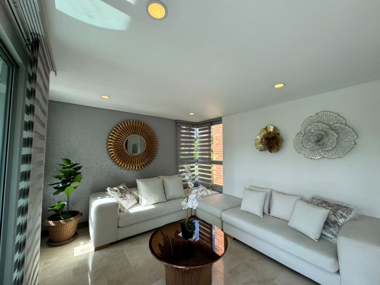 Apartamento completamente dotado en Renta en el sector de milla de oro  — 6