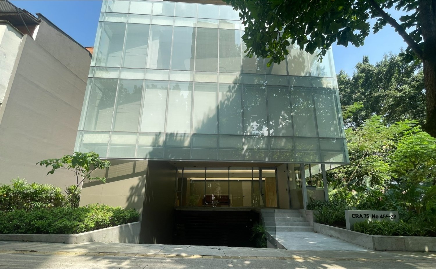 En renta Oficina completamente Dotada  — 11