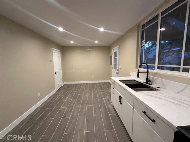 Modern ADU in Arleta  - Image 1