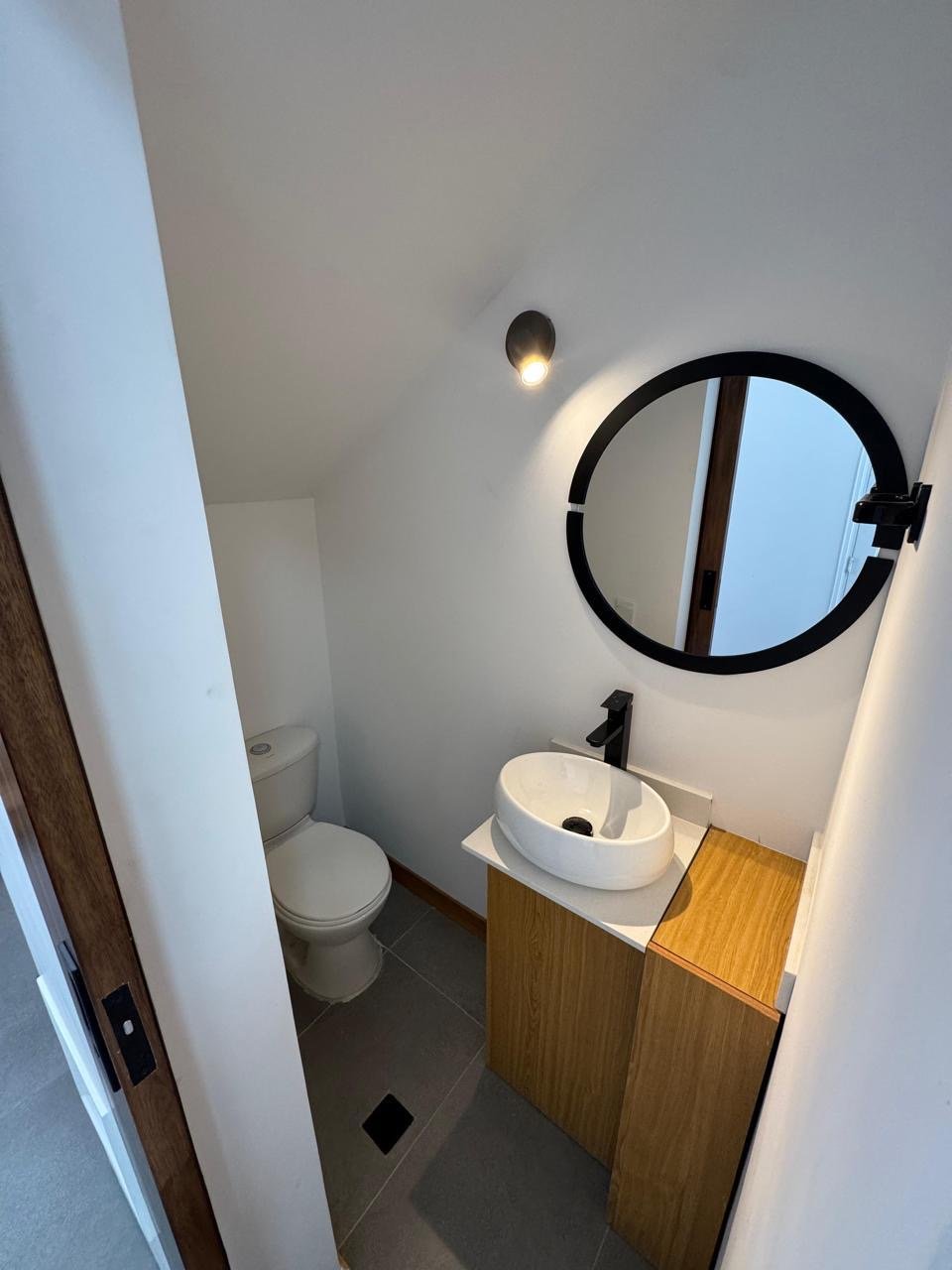 Hermosa casa Remodelada en San Lucas en Renta - Image 5