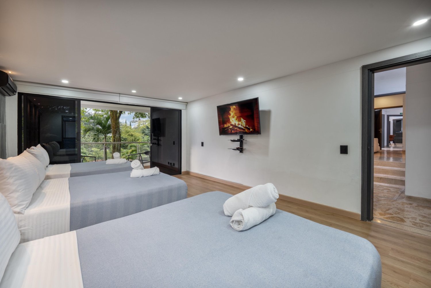 Exclusiva Villa en el sector de San Lucas para rentas Cortas (Grupos) - Image 8