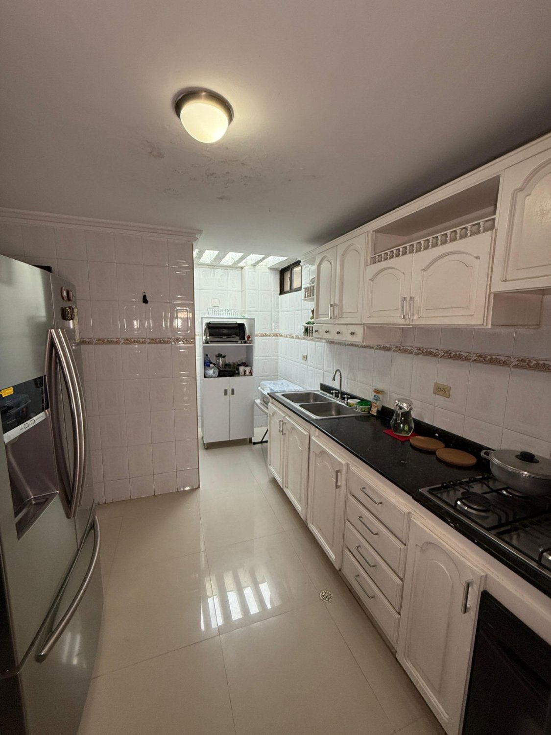 Moderno Apartamento en Altos Deriomar - Image 10