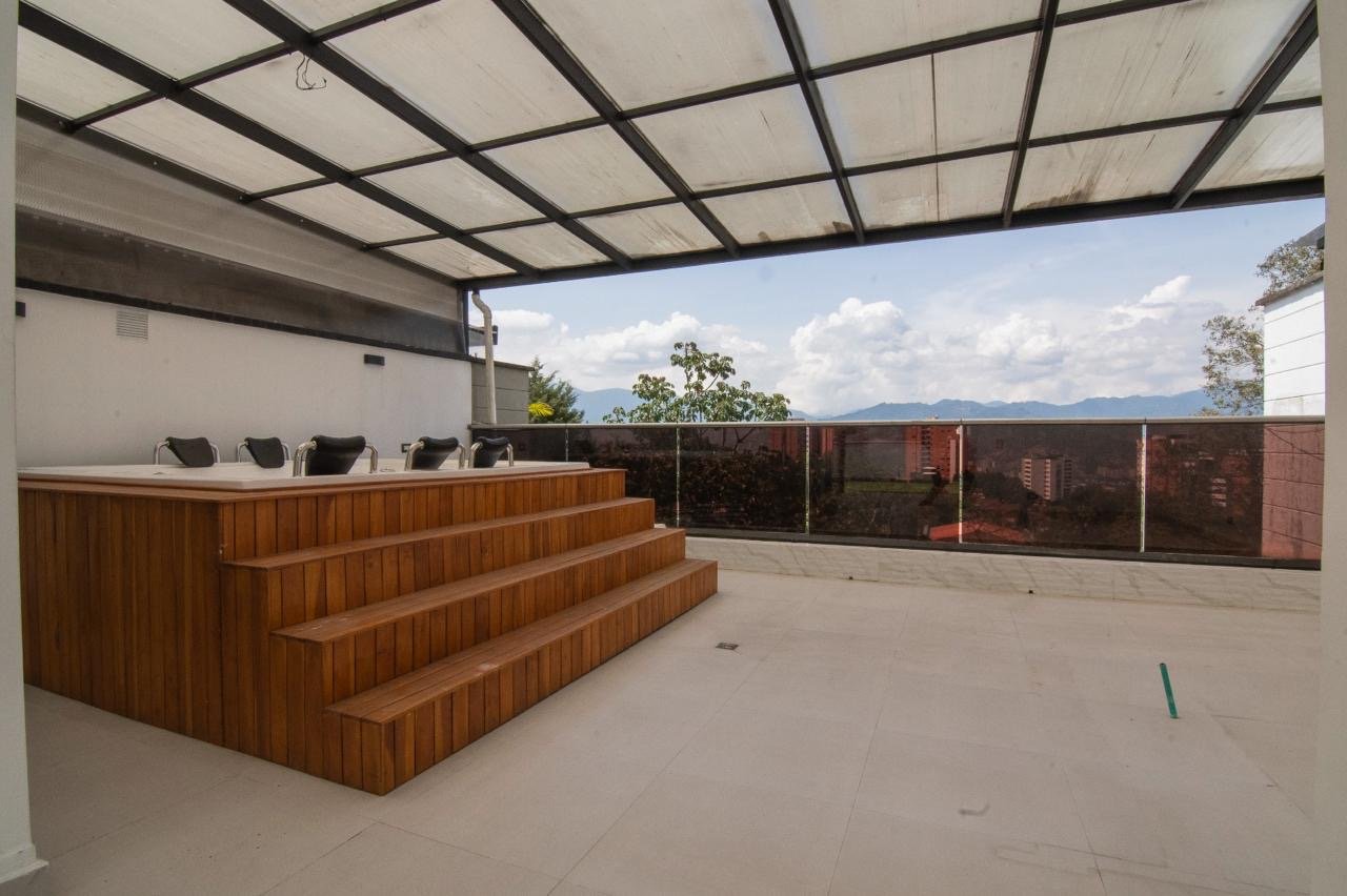 Se Renta casa en el sector de san lucas (Envigado)  - Image 18