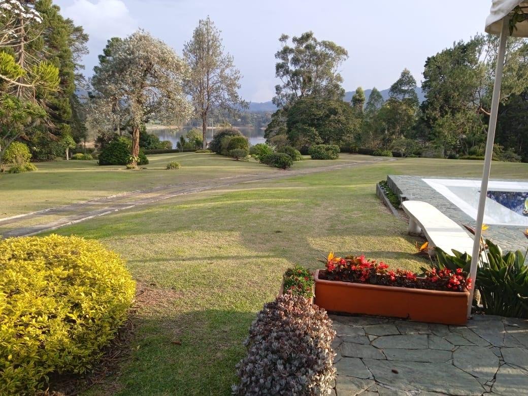 Casa Campestre en Fizebad Con Gran Lote - Image 6