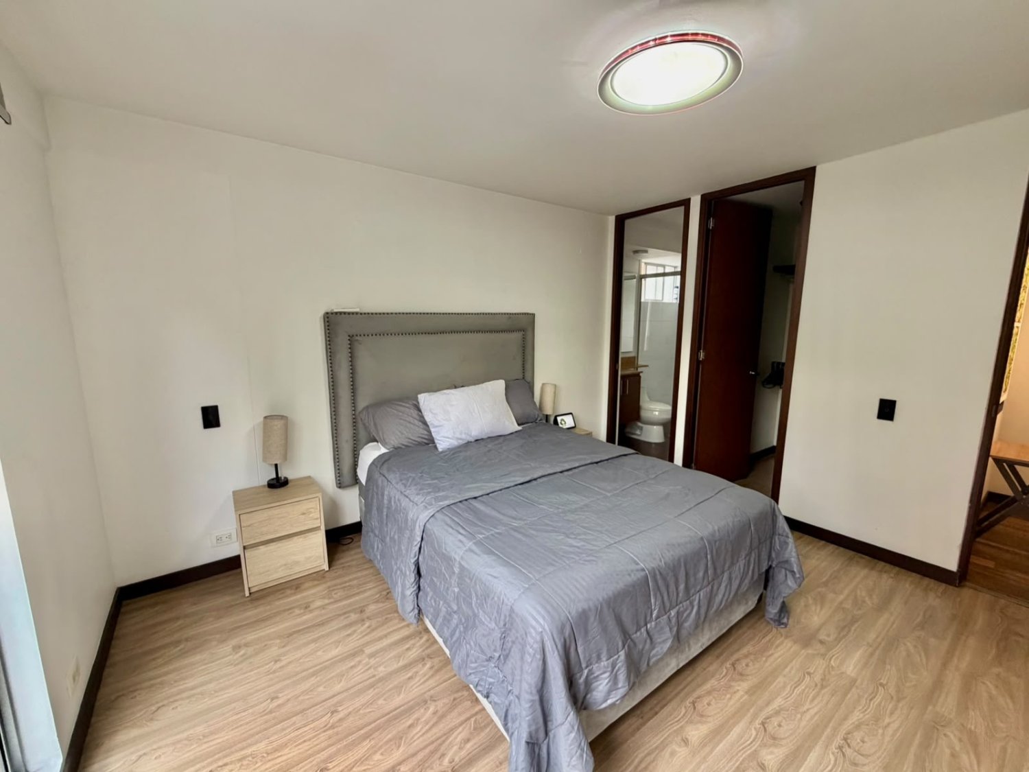Apartamento en Renta  amoblado en el sector de Castropol  — 13
