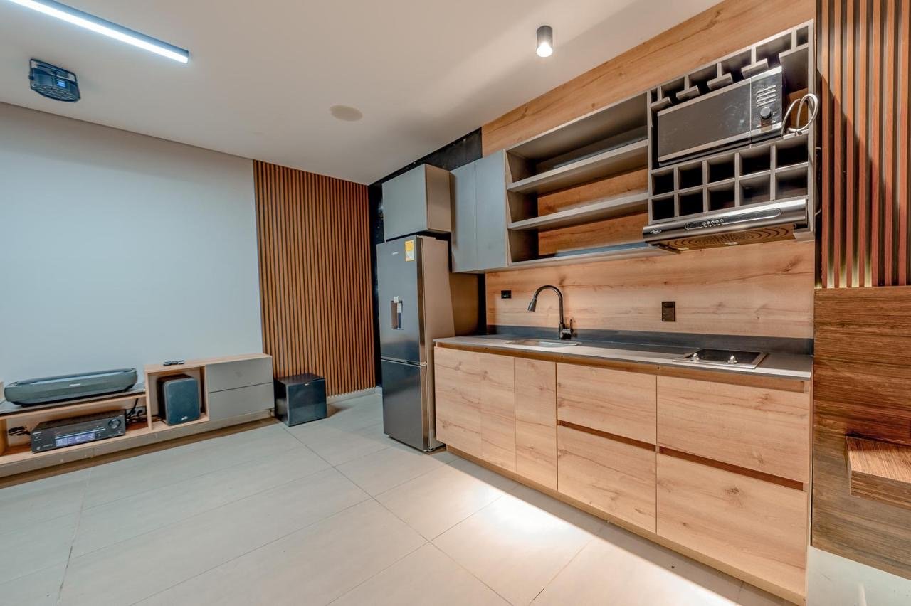 Exclusiva Mansión con Vista a todo medellin en Venta  - Image 20