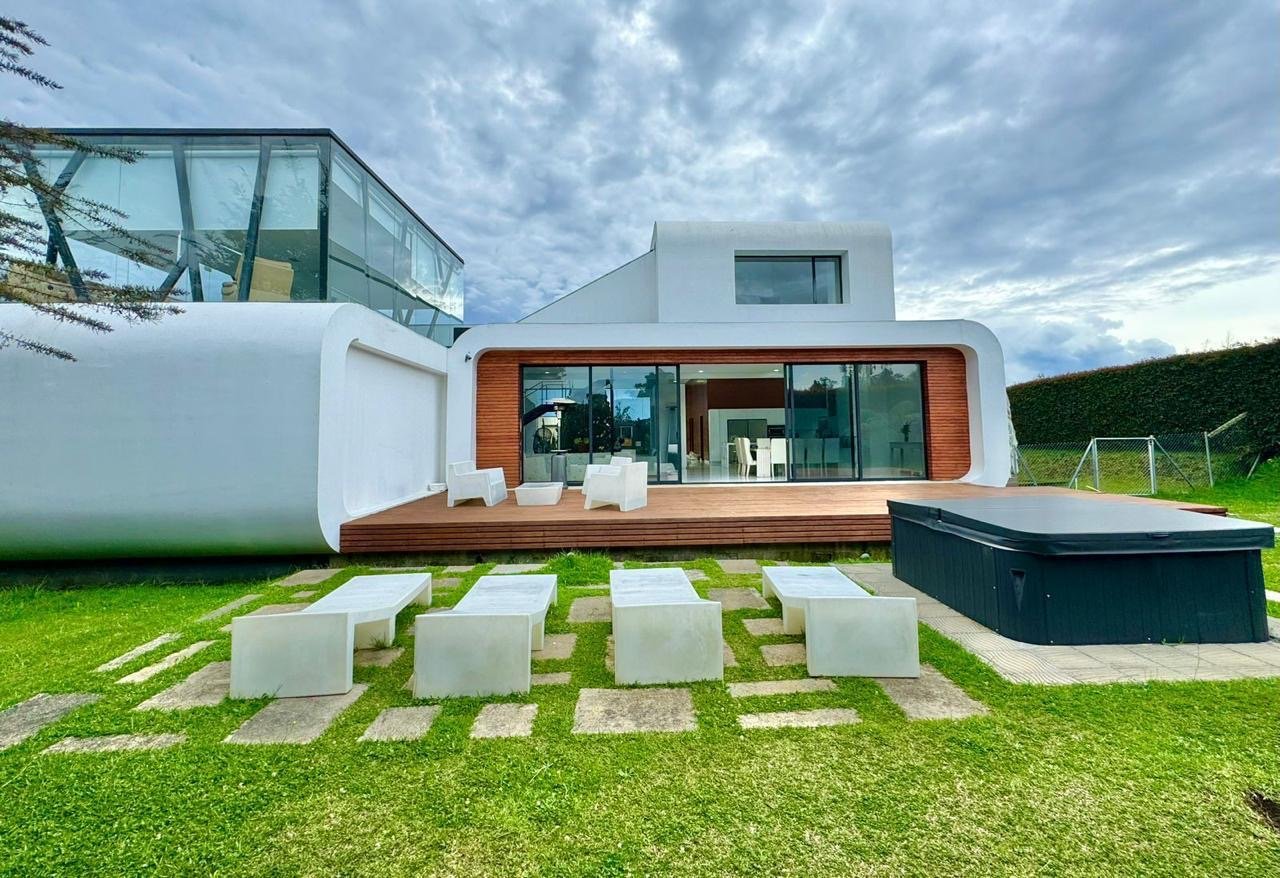 Exclusiva casa futurista en las Palmas a 20 minutos de la Ciudad  - Image 18