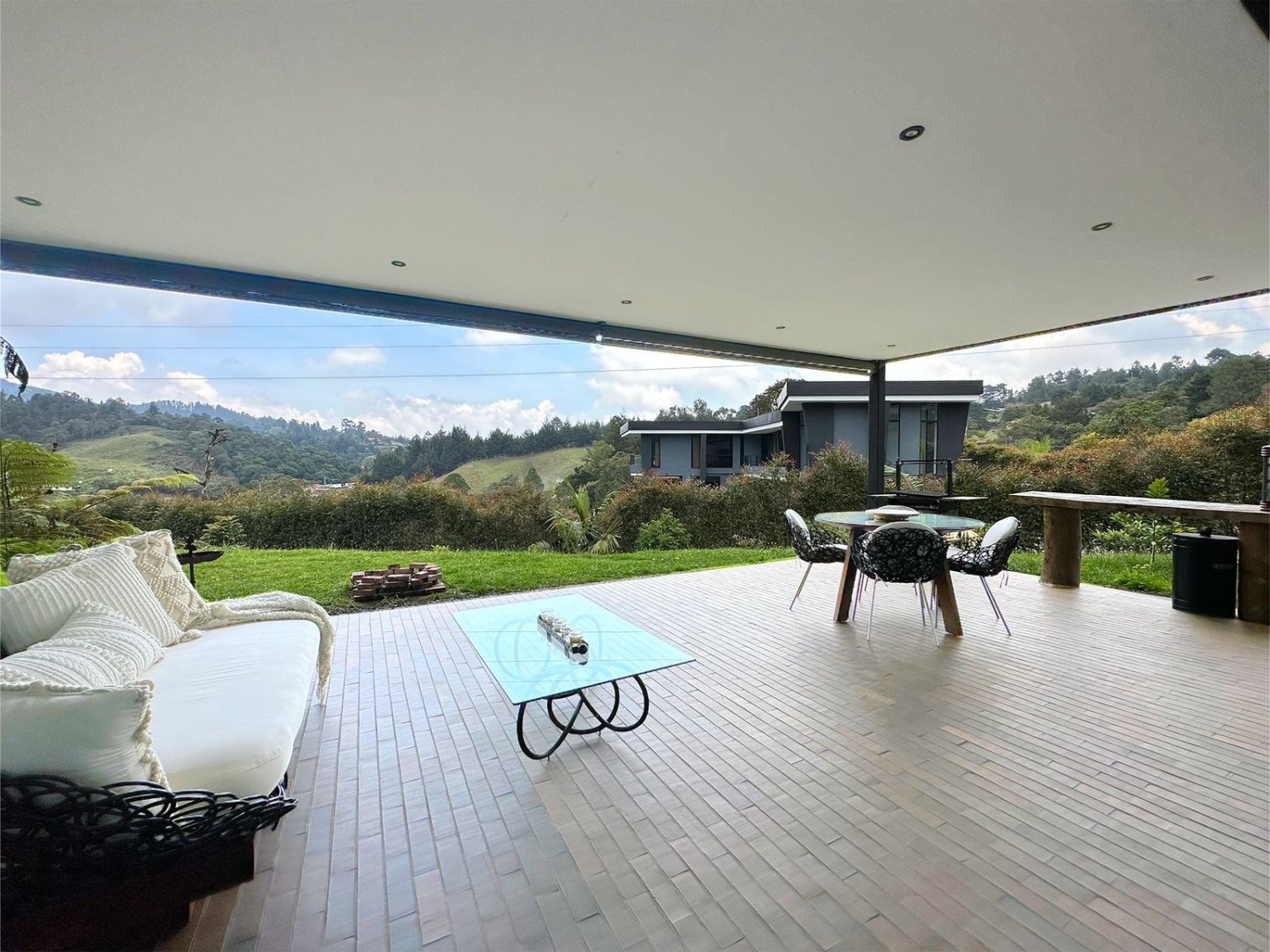 Exclusiva Casa en Renta Amoblada  - Image 10