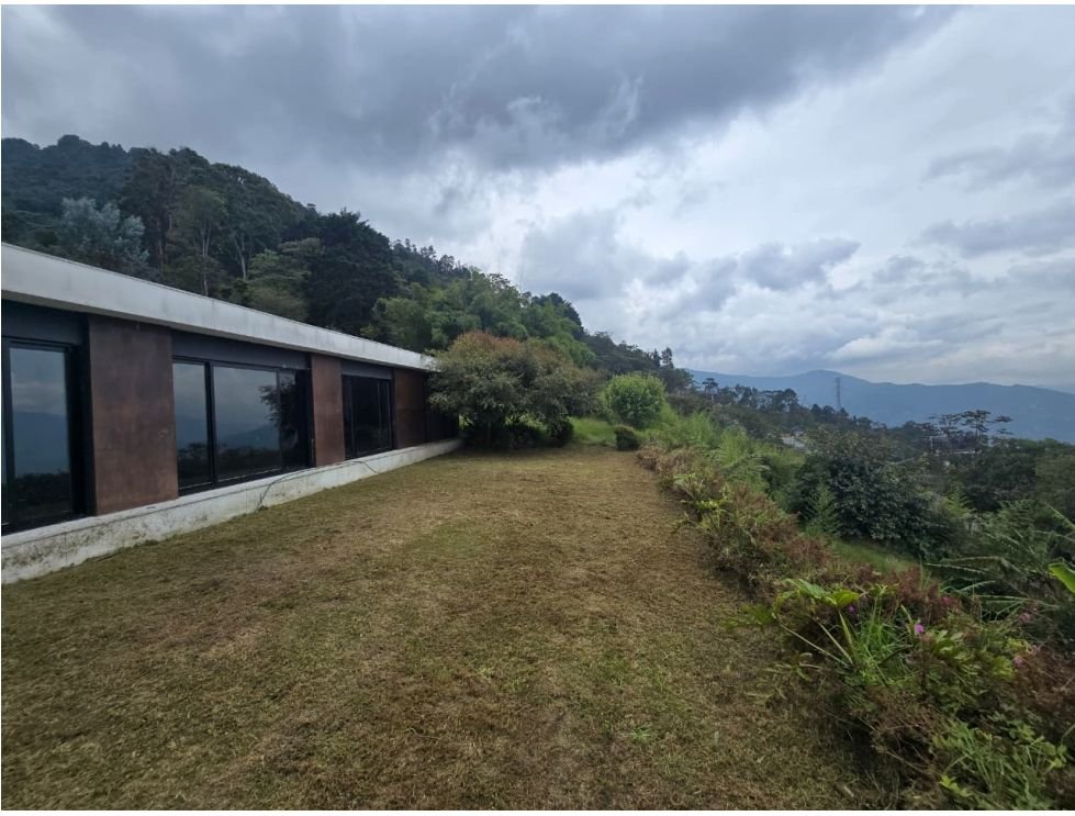Hermosa casa de un solo nivel en venta en las palmas  — 14