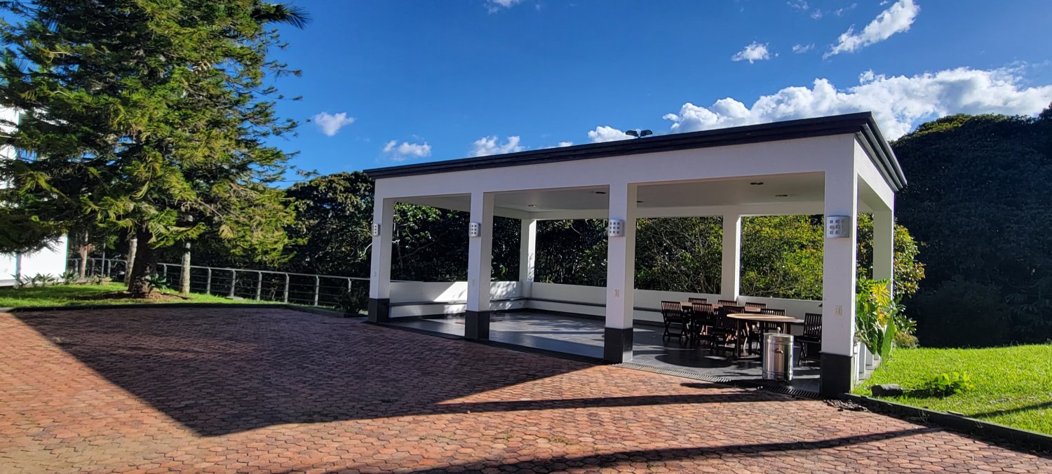 Casa Campestre Amoblada en el Corazón del Campo - Image 16