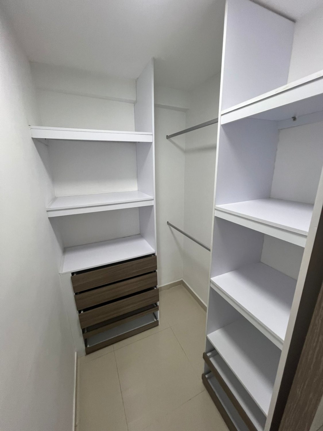 En Venta Apartamento en Miramar, Barranquilla - Image 13