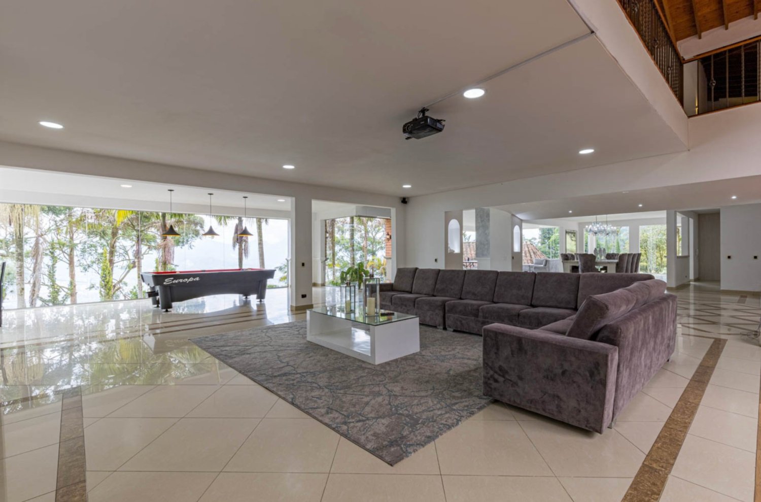 Luxury Villa for Short-Term Rental – Casa Diana