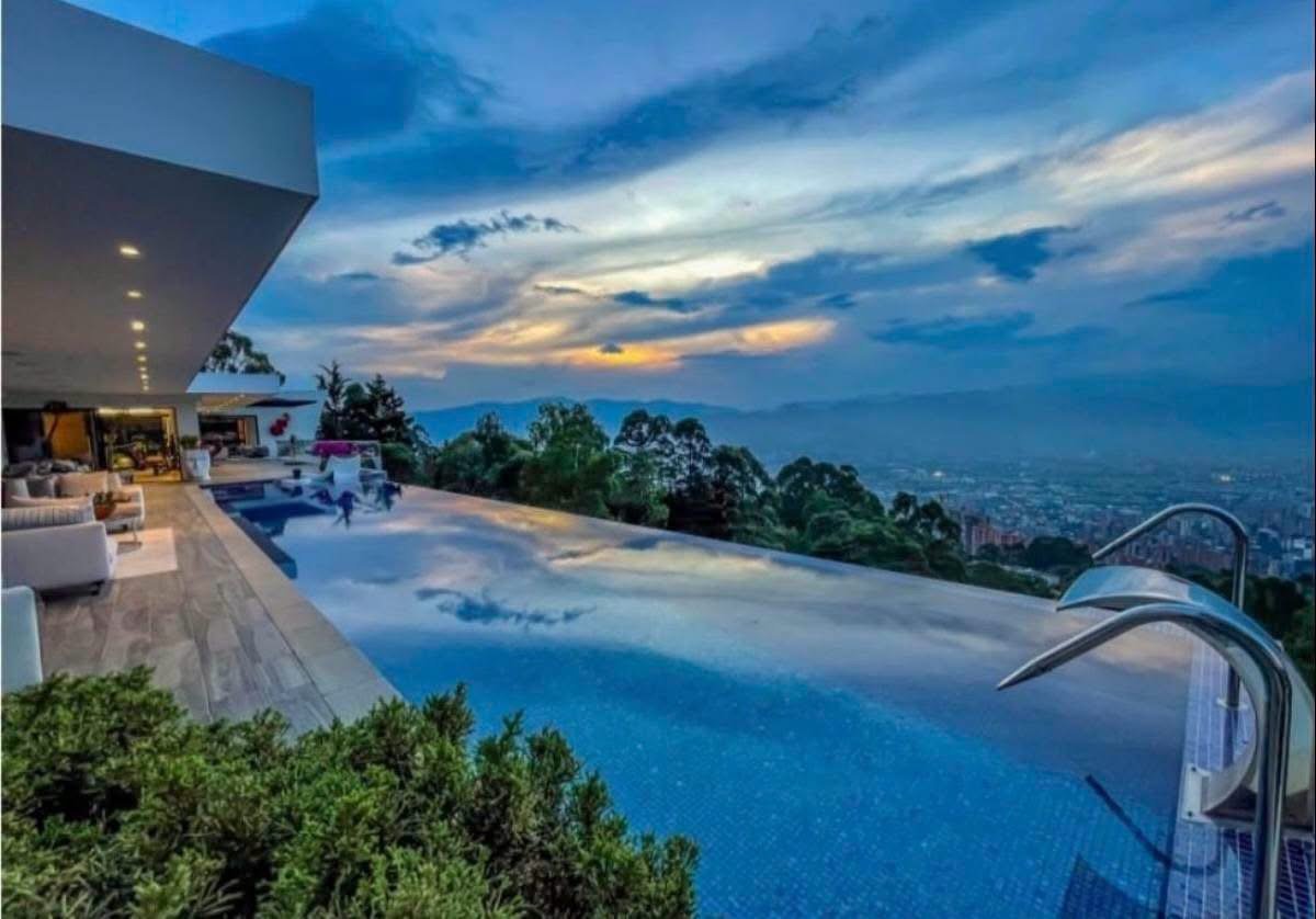 Exclusiva mansión en venta en la zona más exclusiva del poblado  — 22