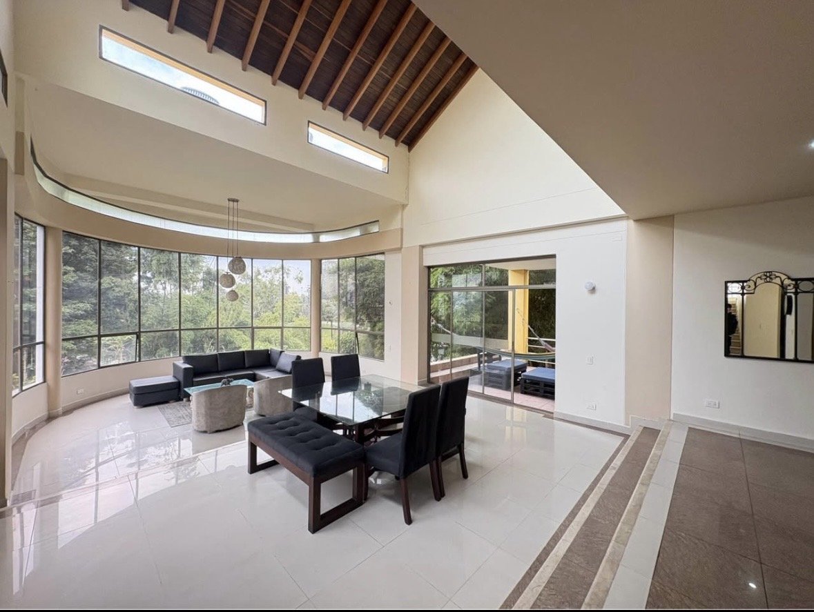 Exclusiva casa amoblada en Venta y Renta en Envigado (Independiente)  — 3