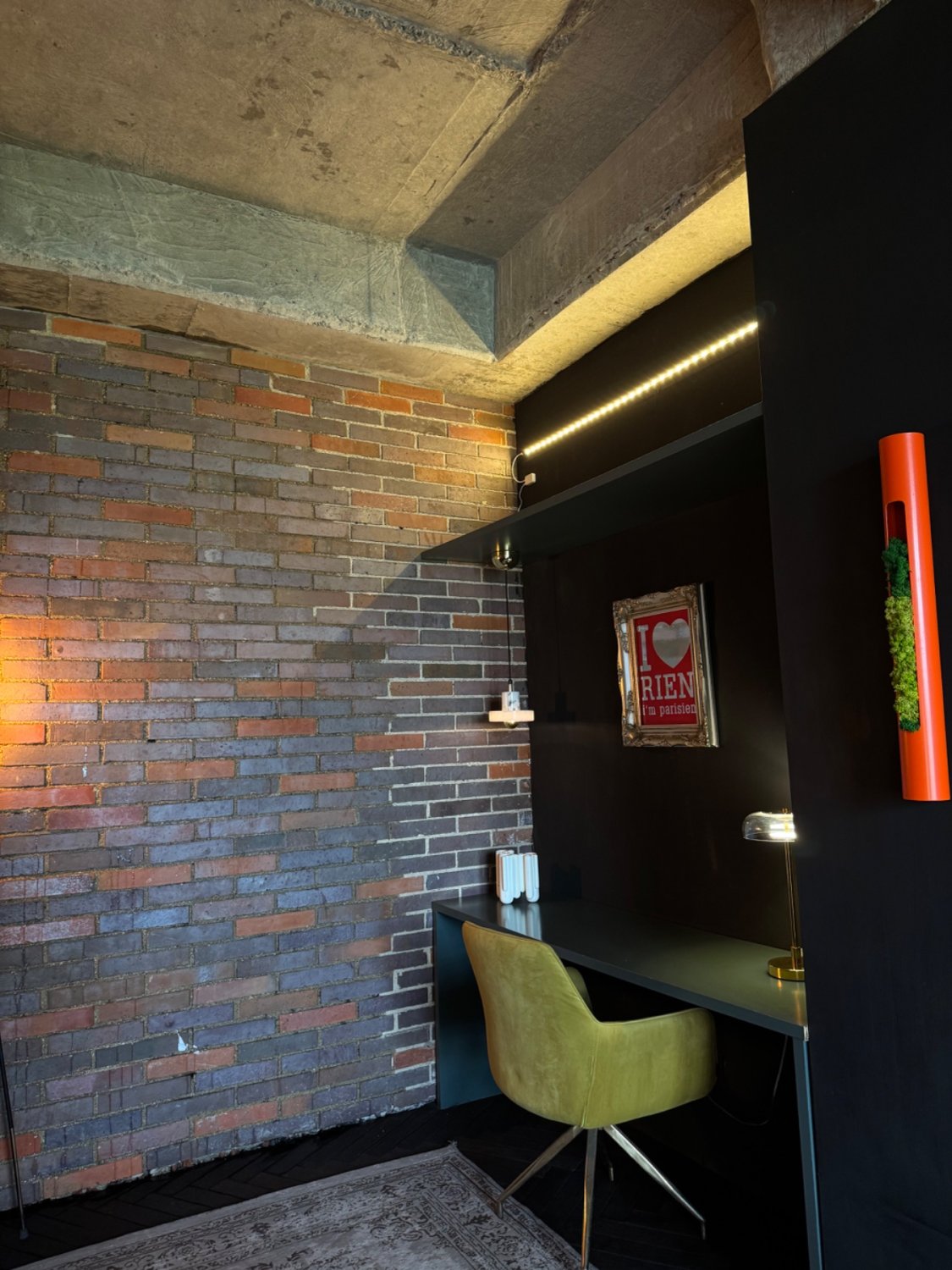 Penthouse - Universal  - Image 15