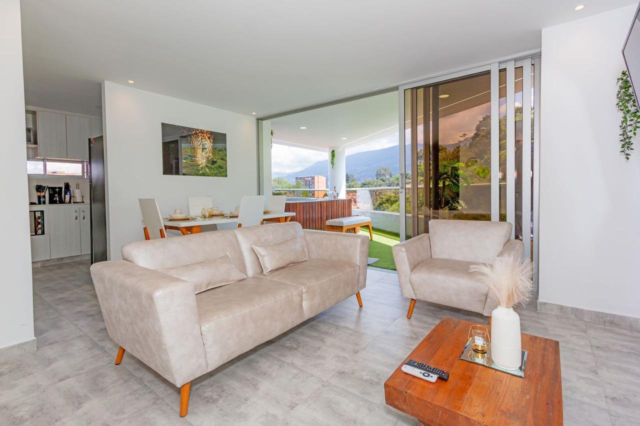 Luxury Furnished Apartment for Short-Term Rental – Envigado, Antillas