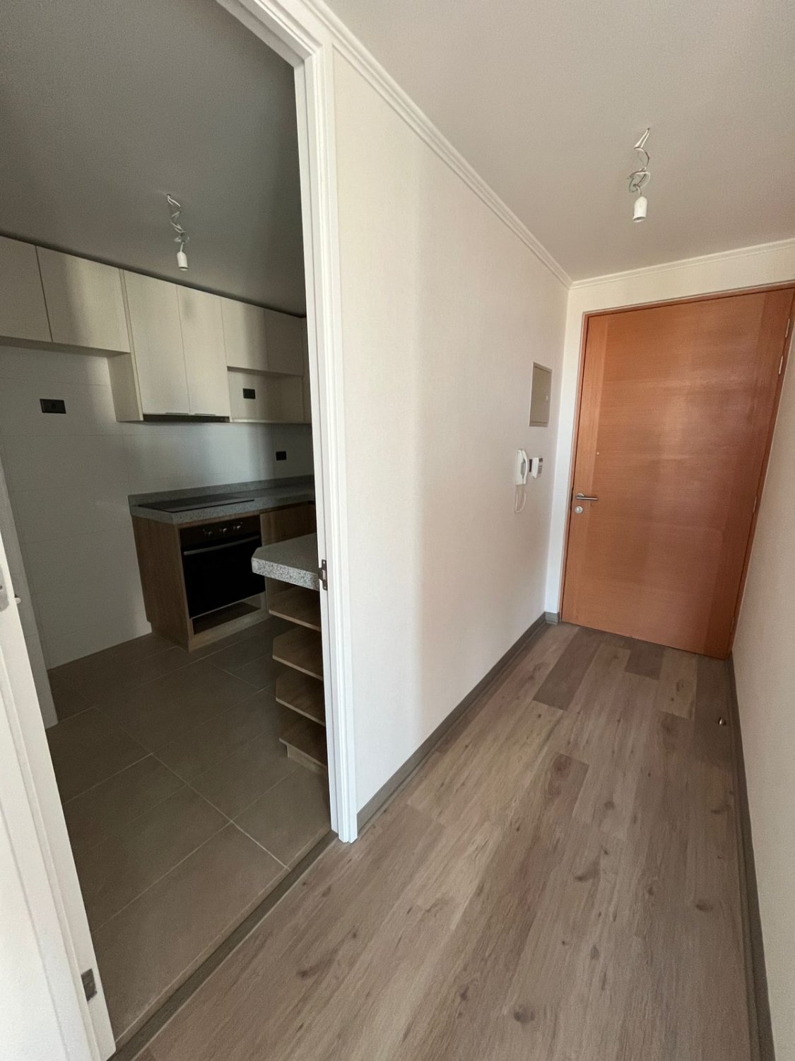 Moderno Departamento en Centro de Concepción - Image 7