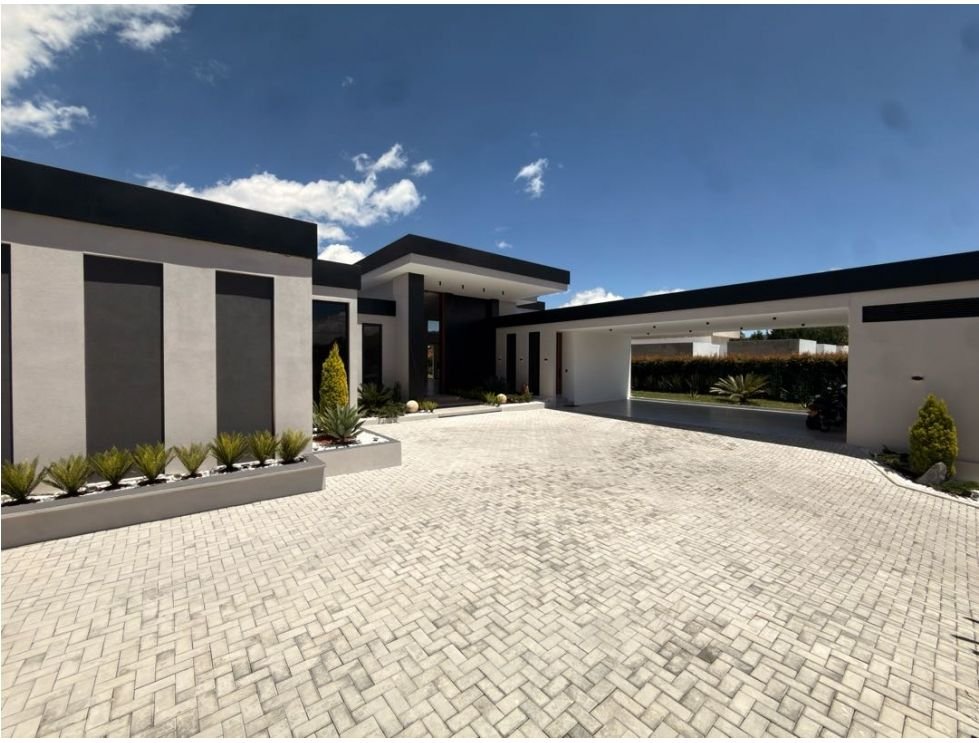 Exclusiva Casa en venta en el sector de Llano grande  — 8