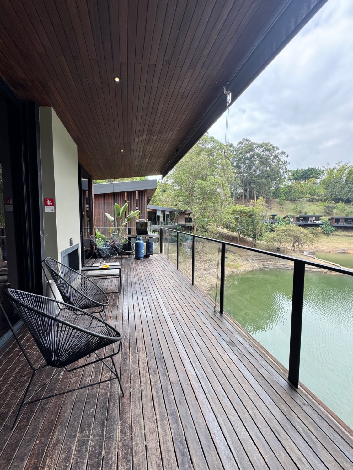 Moderna cabaña en guatape  - Image 12