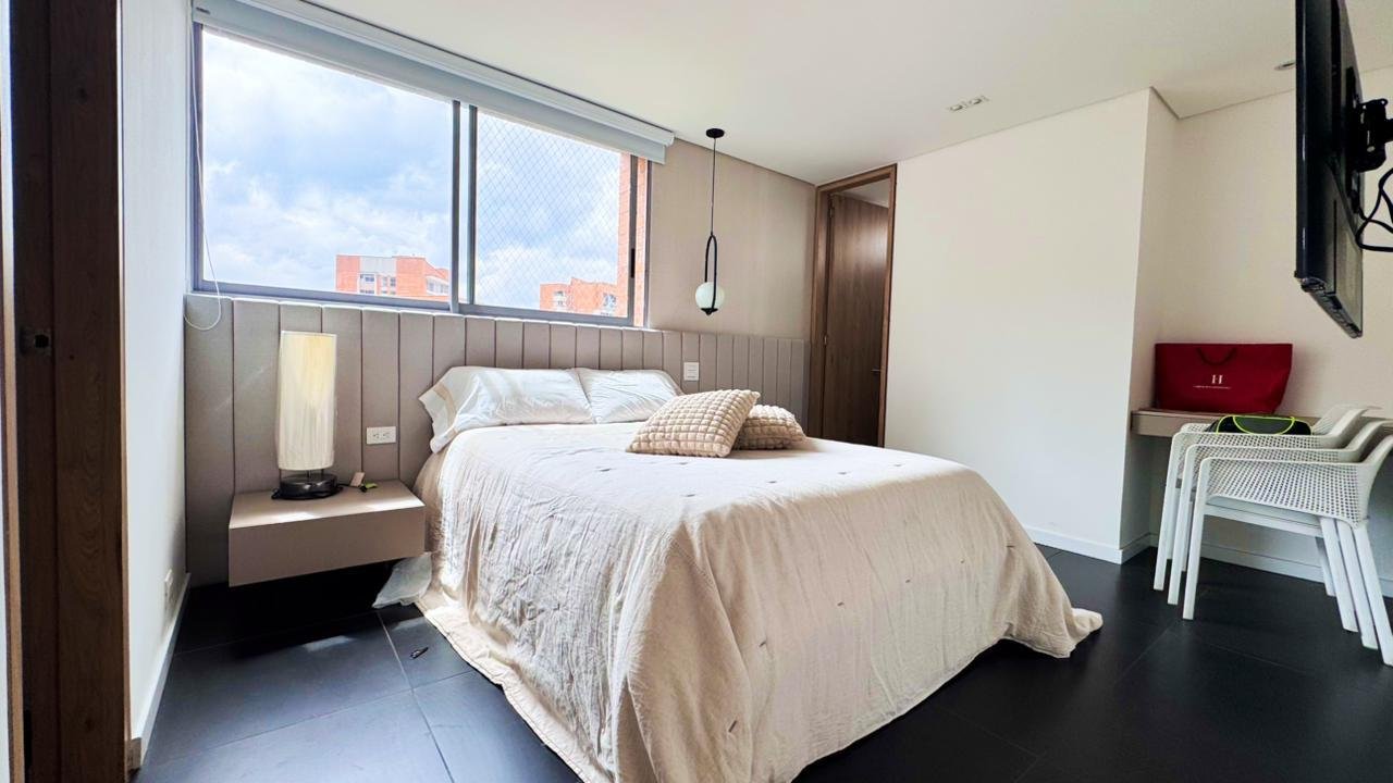 Apartamento moderno en renta Amoblada en el Sector del poblado  - Image 7