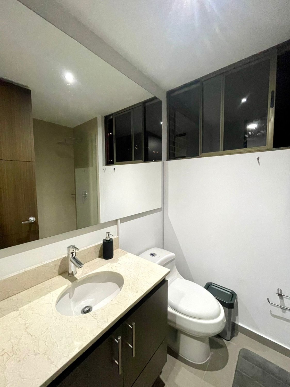 Moderno apartamento En Renta Amoblafo  - Image 13