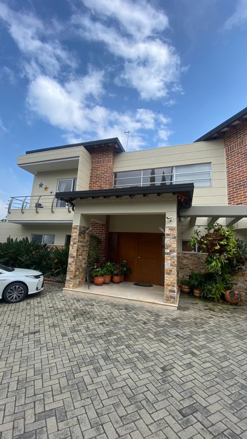 Casa campestre en Venta en el sector de envigado (City plaza) - Image 5