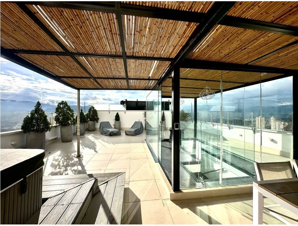 Exclusivo penthouse en el sector de san lucas en Venta y Renta amoblado  - Image 7