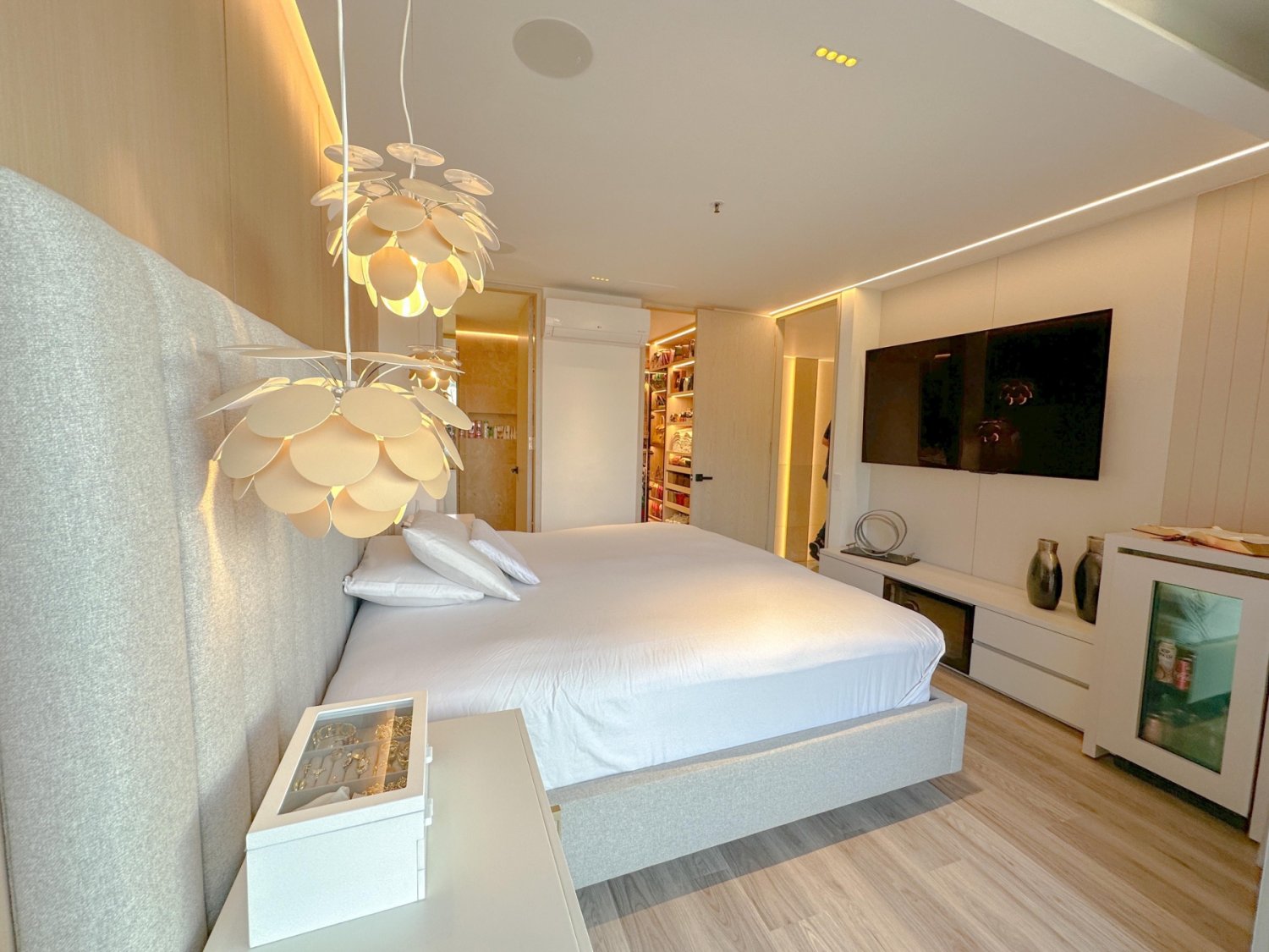 Exclusivo Apartmento deAlujo completamente Dorado en Renta  — 17