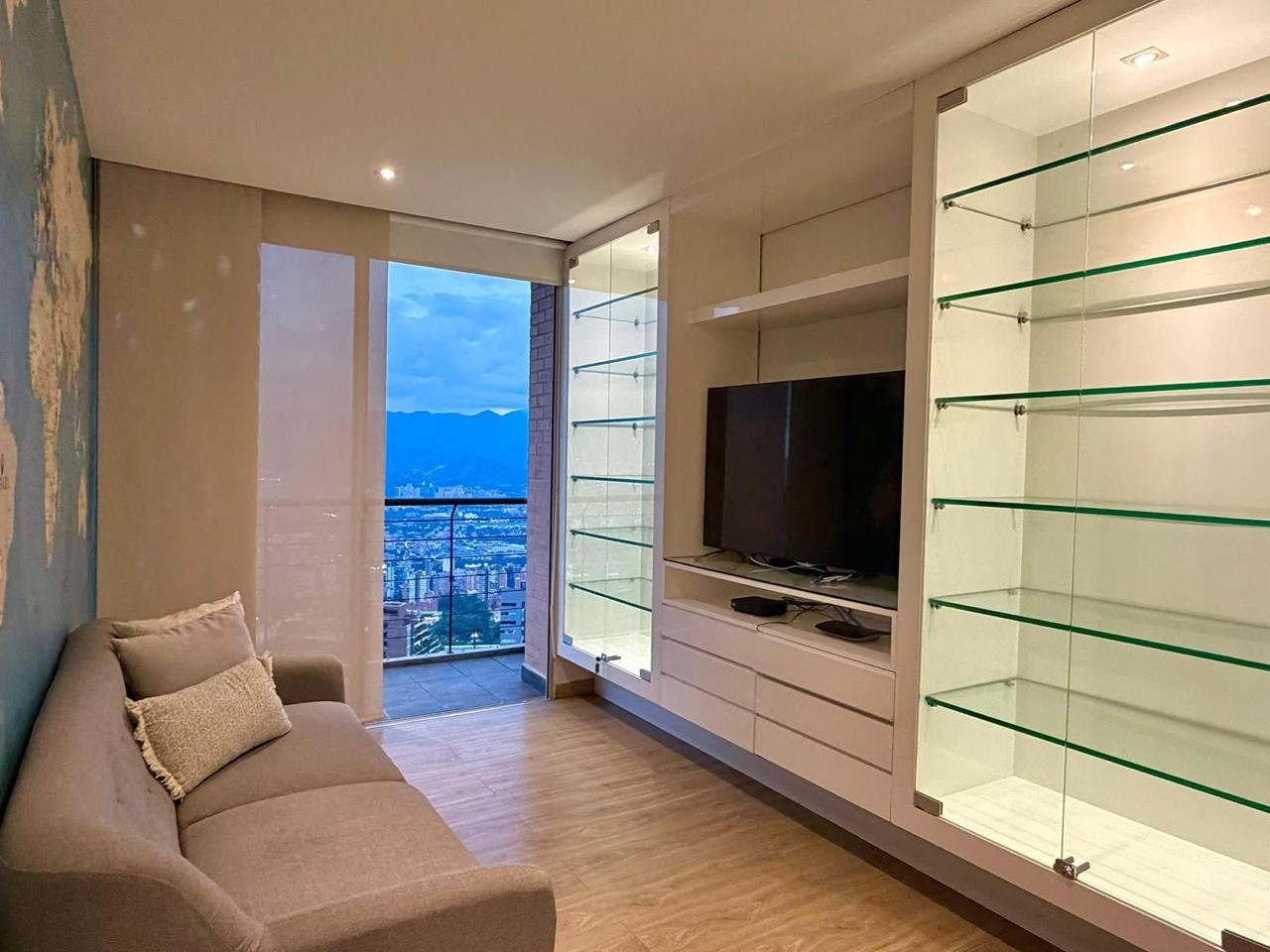 Luxury Apartment for Rent – La Calera, El Poblado