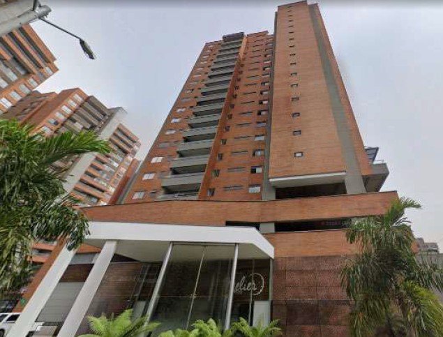 Gran Apartamento en Venta Disponible en la loma de las Brujas  — 2