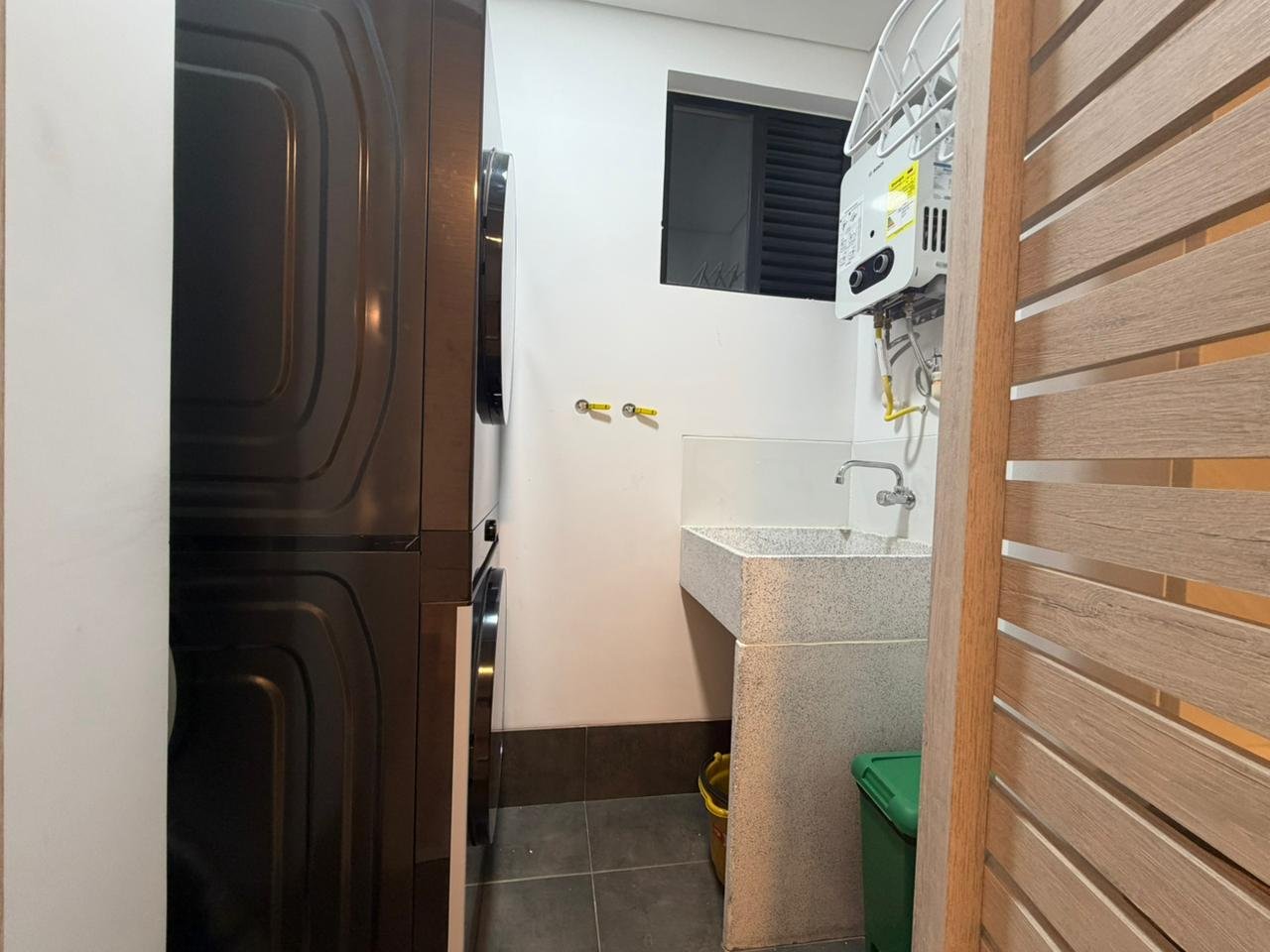 Furnished Apartment for Rent – El Poblado, El Tesoro - 11