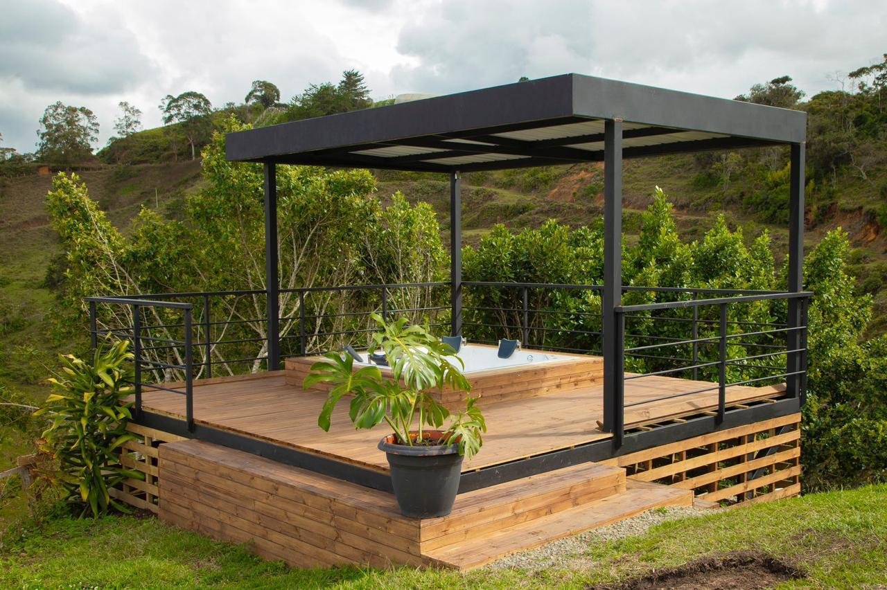 Luxury Villa for Rent – Guatapé