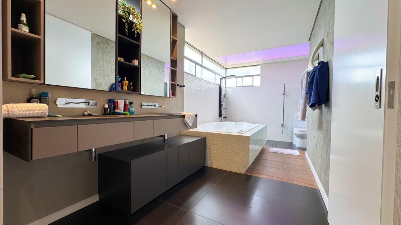 Apartamento moderno en renta Amoblada en el Sector del poblado  - Image 9