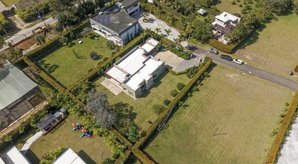 Exclusiva Casa campestre en Renta y venta Llano Grande  — 4