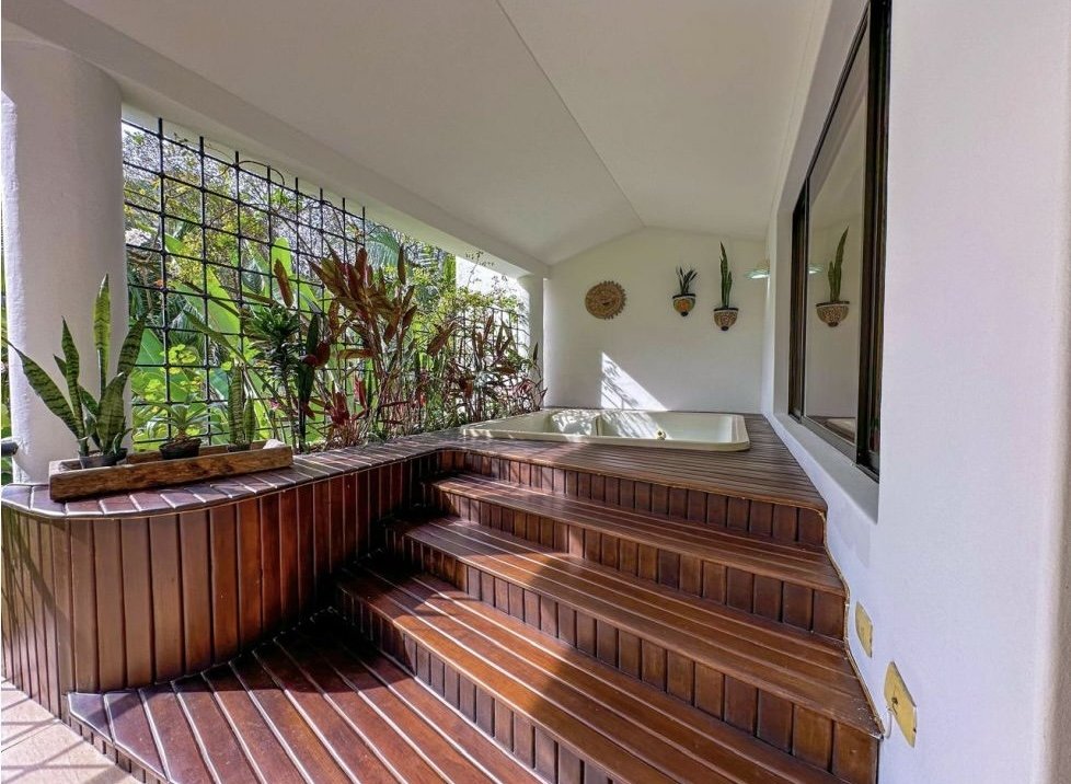 Gran Casa en Arriendo en El sector del Poblado  — 12