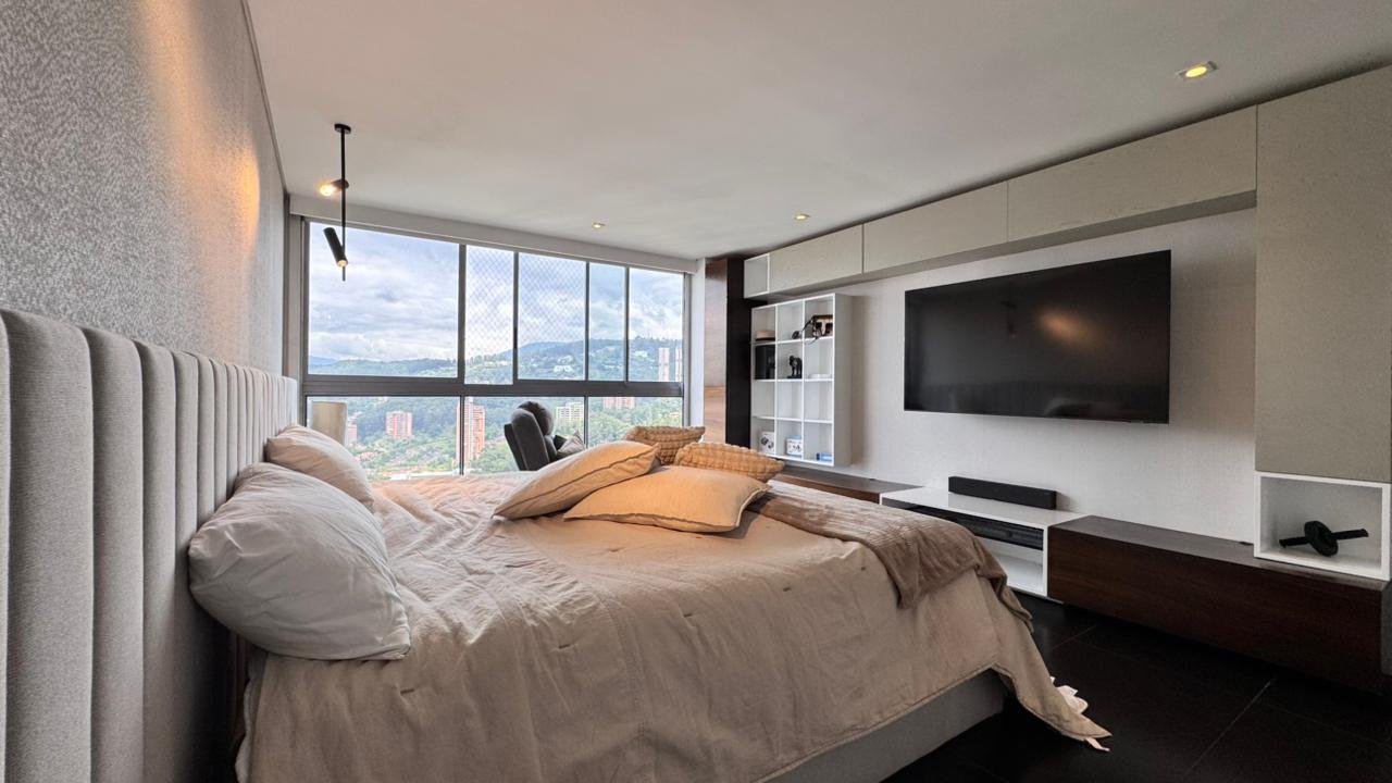 Apartamento moderno en renta Amoblada en el Sector del poblado  - Image 10